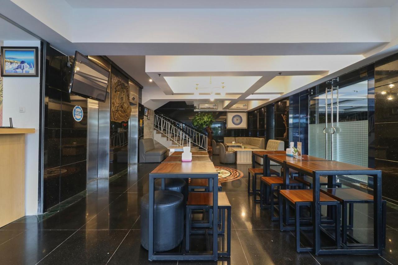 Coins Hotel ג'קרטה מראה חיצוני תמונה